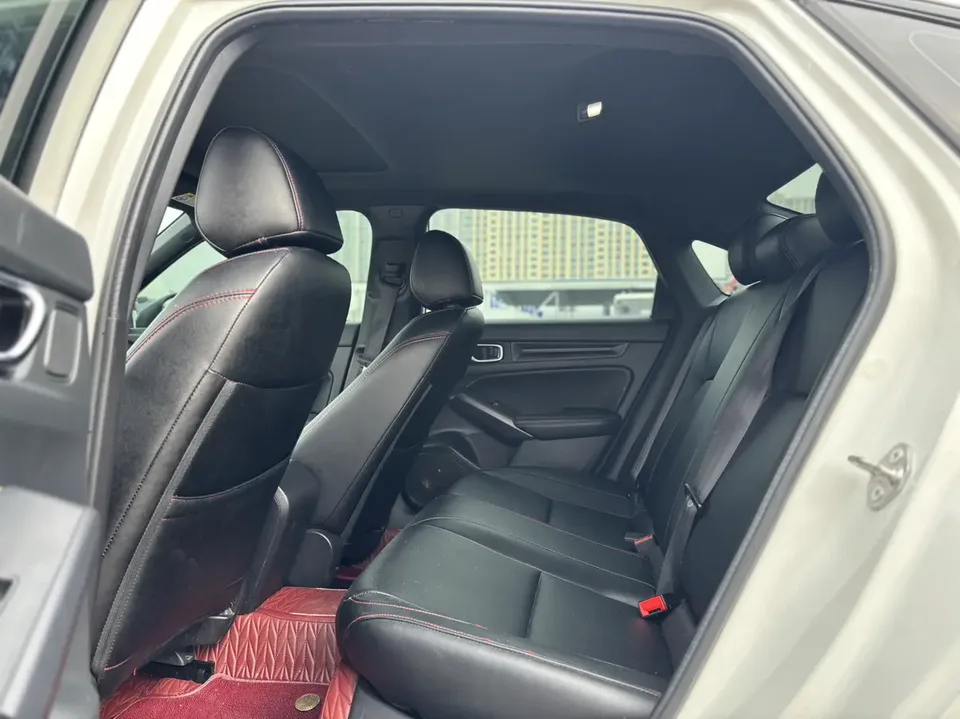Honda CIVIC 2022 Civic 240TURBO CVT Dynamic Edition 2022 — миниатюра 3