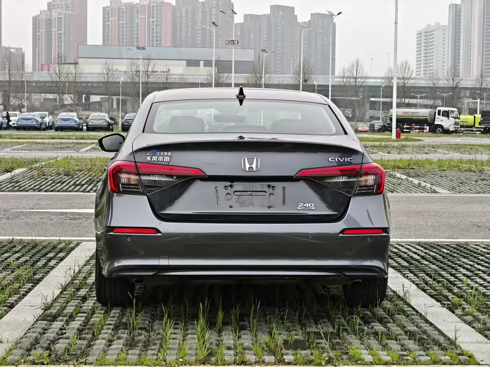 Honda CIVIC 2022 Civic 240TURBO CVT Power Control Edition 2022 — миниатюра 2