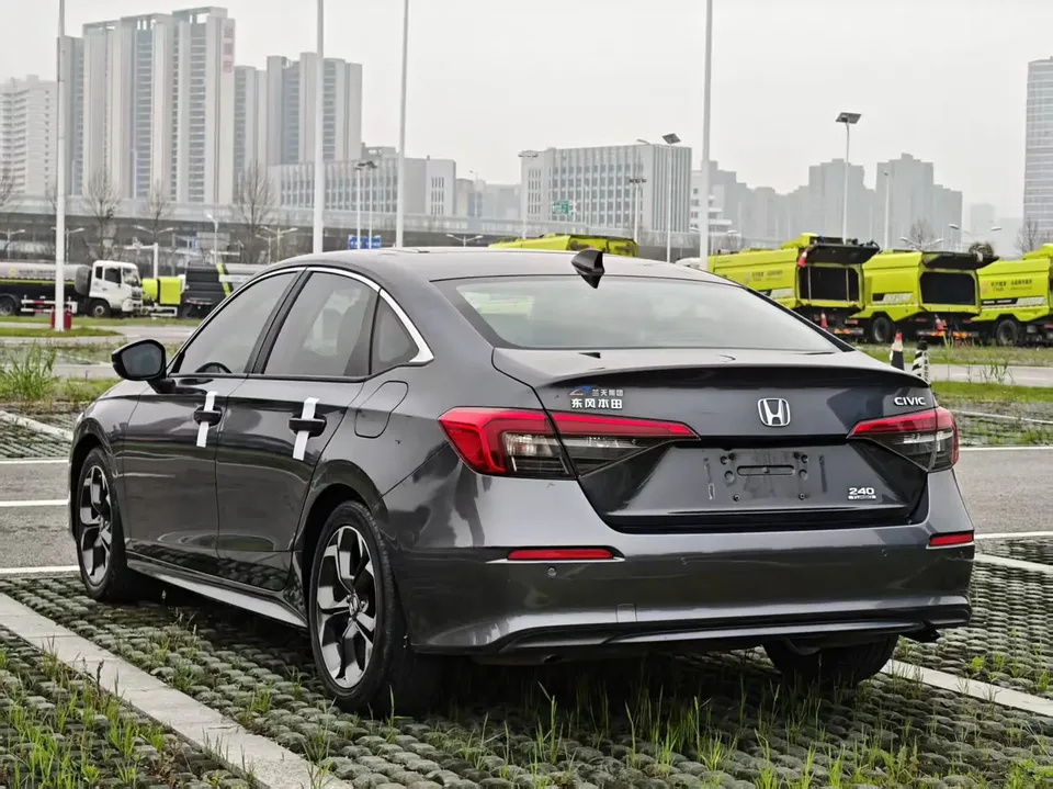 Honda CIVIC 2022 Civic 240TURBO CVT Power Control Edition 2022 — миниатюра 4