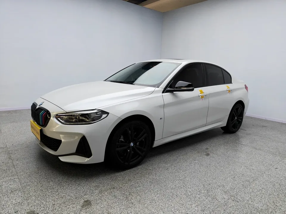 BMW 1 Series 2023