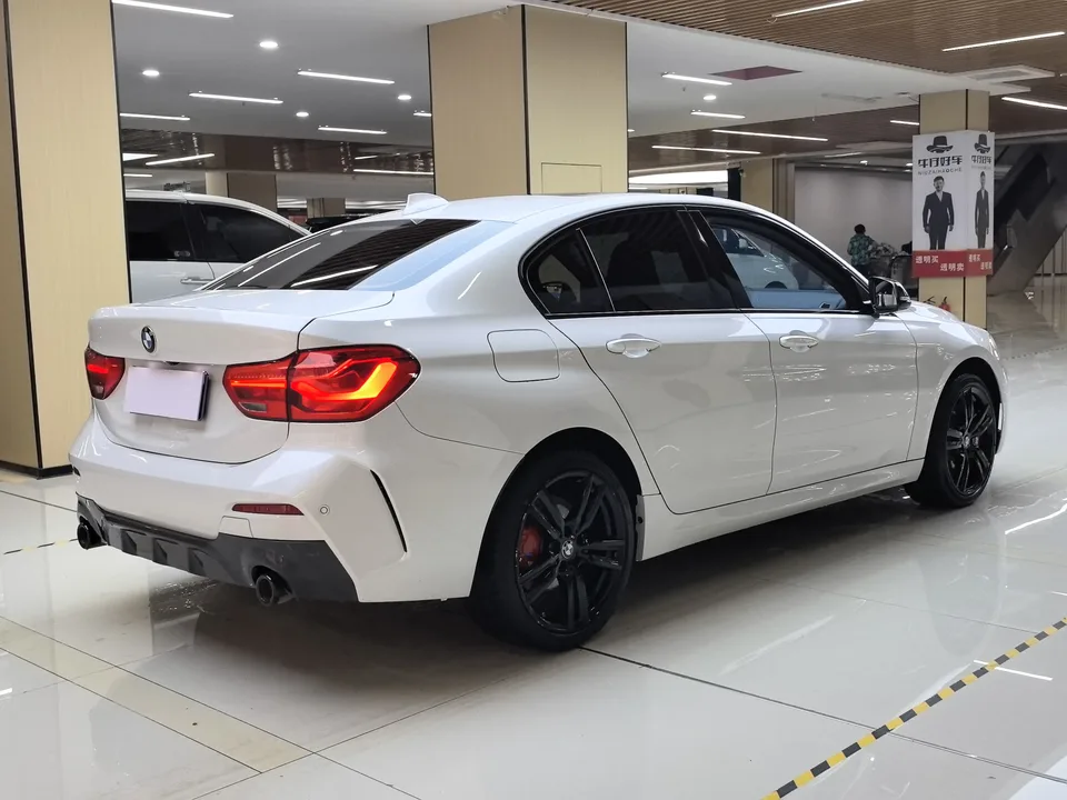 BMW 1 Series facelift 125i M Sport Night Edition 2022 — миниатюра 4