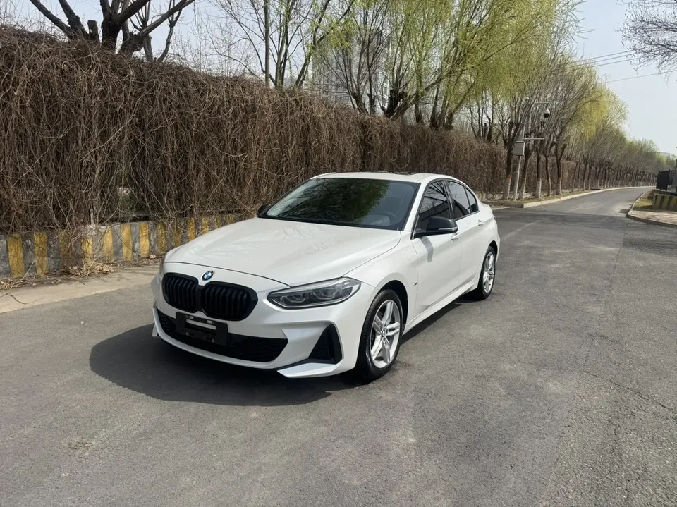 BMW 1 Series 2022