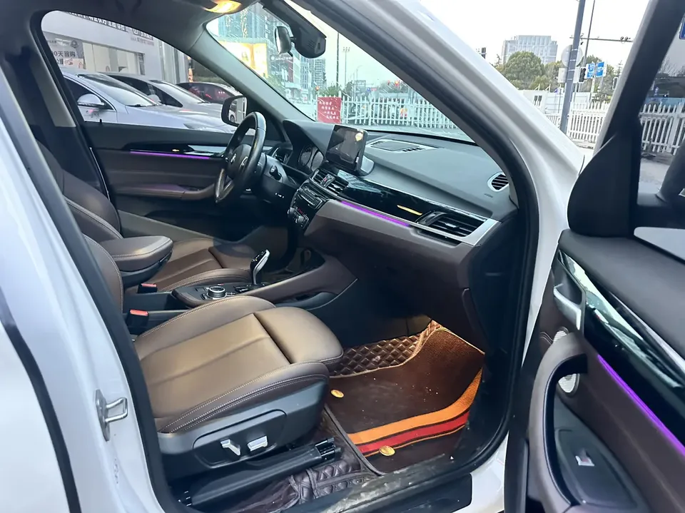 BMW X1 X1 2022 BMW X1 2022 sDrive25Li Leading Edition 2022 — thumbnail 2