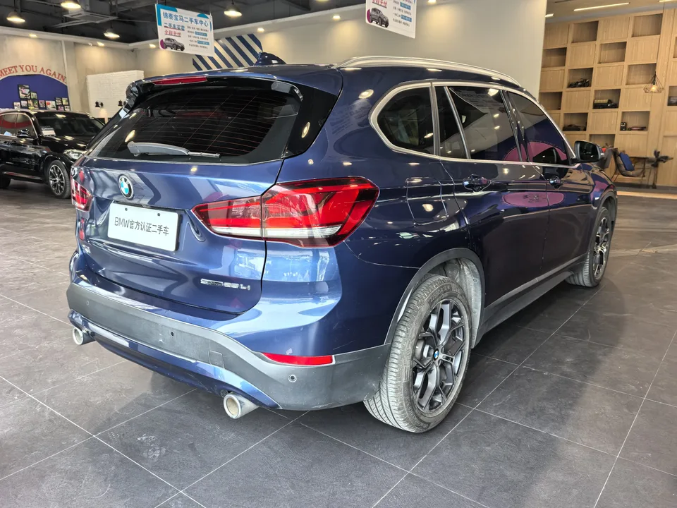 BMW X1 BMW X1 2022 sDrive25Li Leading Edition 2022 — миниатюра 2