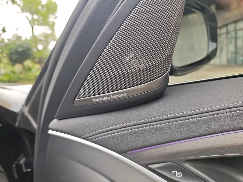 BMW 5 Series 5 Series 2023 530Li Exclusive M Sport Package 2023 — thumbnail 3