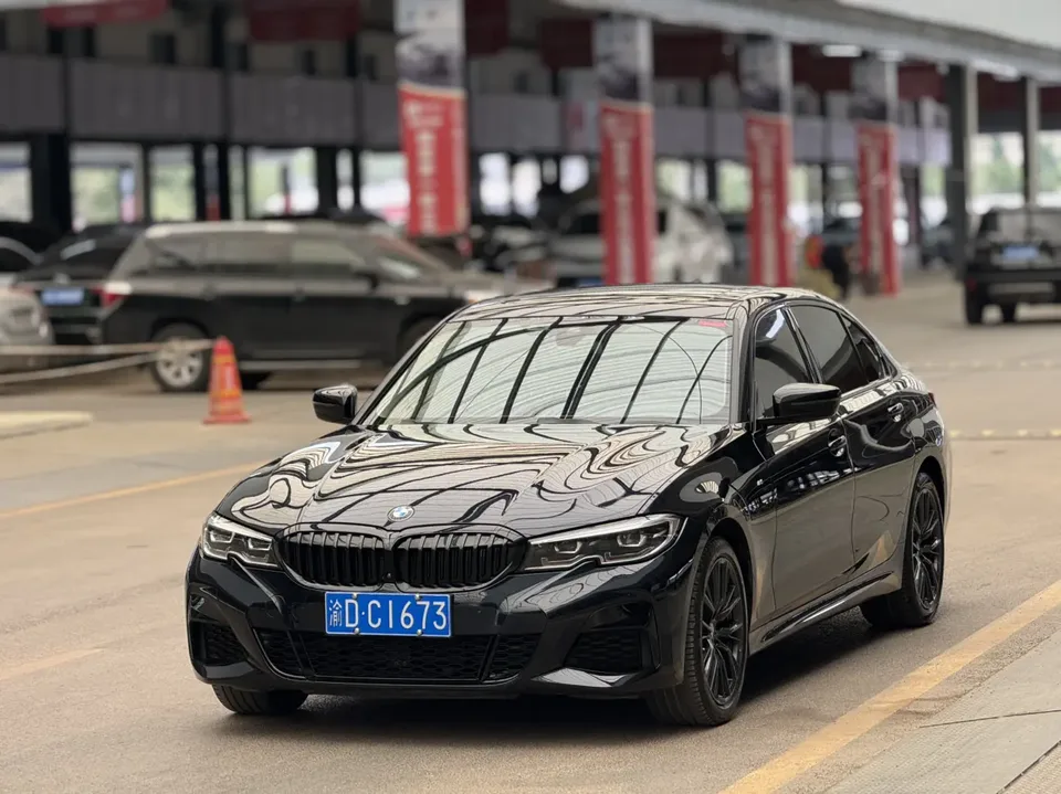 BMW 3 Series 2022