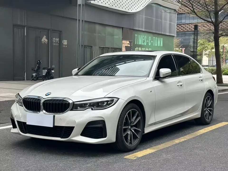 BMW 3 Series 2022