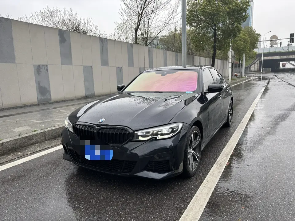 BMW 3 Series 2022
