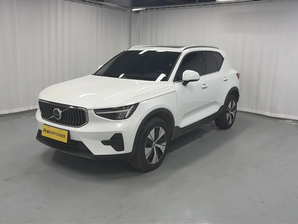 Volvo XC40 2023