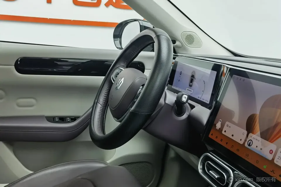 Leapmotor Zero running C11 Extended Range 200 Comfort Edition 2024 — миниатюра 4