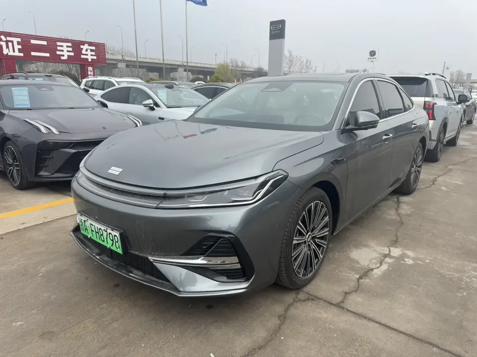 Geely Galaxy A7 PHEV 2025