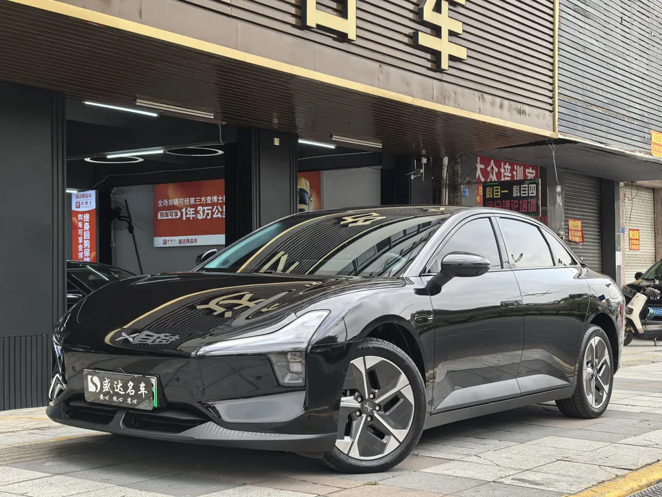 XPeng Xiaopeng MONA M03 2025