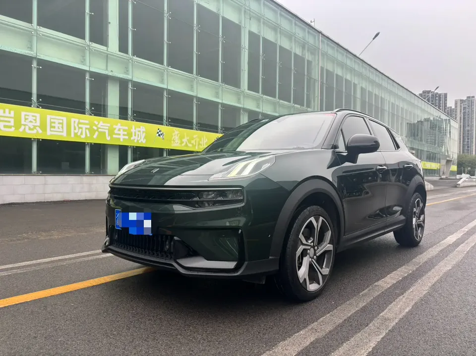 Lynk & Co 06 2023