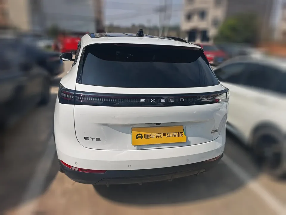 Exeed ET5 Exeed ET5 2026 Model 210 LiDAR Supreme Edition 2025 — миниатюра 2