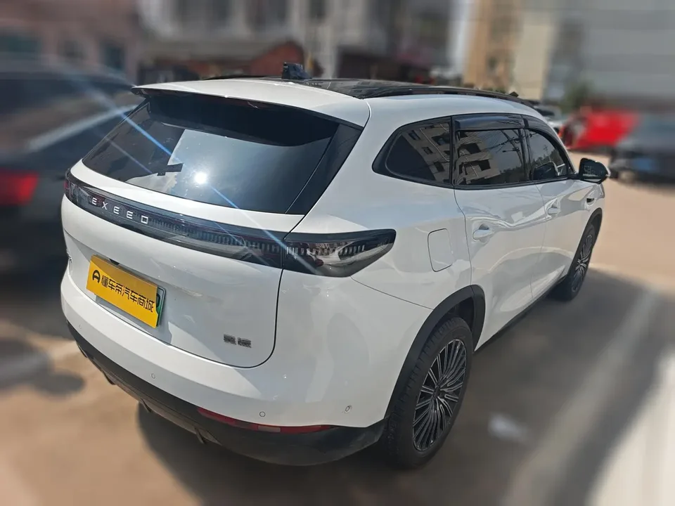 Exeed ET5 Exeed ET5 2026 Model 210 LiDAR Supreme Edition 2025 — миниатюра 4