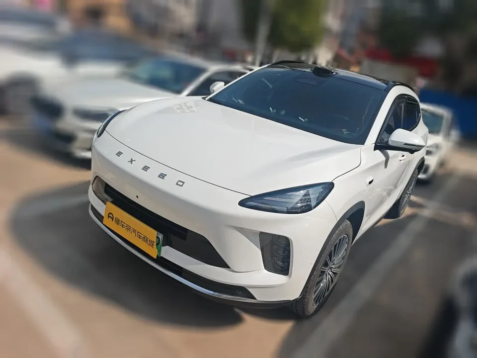 Exeed ET5 Exeed ET5 2026 Model 210 LiDAR Supreme Edition 2025 — фото 1, купить с доставкой в Москву