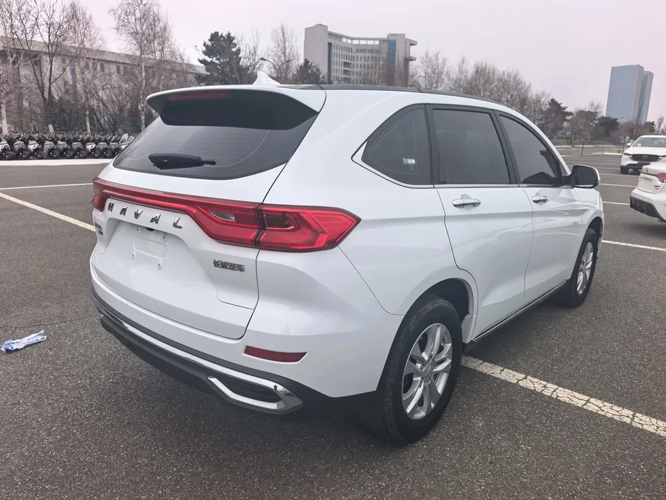 Haval M6 PLUS 1.5T DCT Elite Intelligent Connected Model 2023 — миниатюра 2