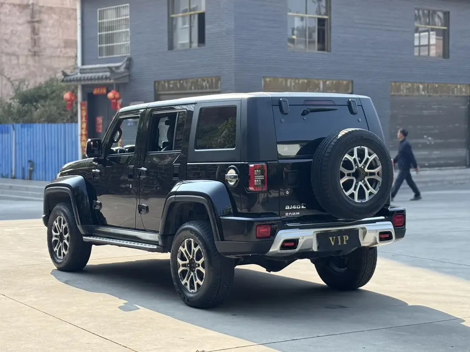 BAIC Beijing Off-road BJ40 Beijing Off-road BJ40 2023 2.0T Automatic 4WD City Hunter Edition Knight Edition 2022 — миниатюра 4