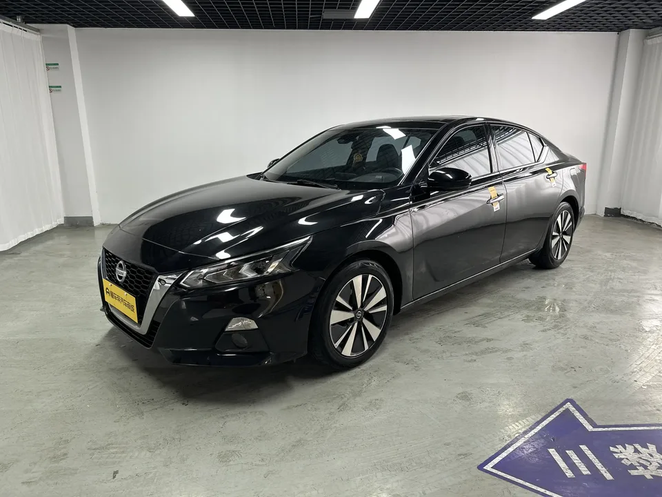 Nissan Altima Teana 2021 2.0L XL Comfort Edition 2022 — фото 1, купить с доставкой в Москву