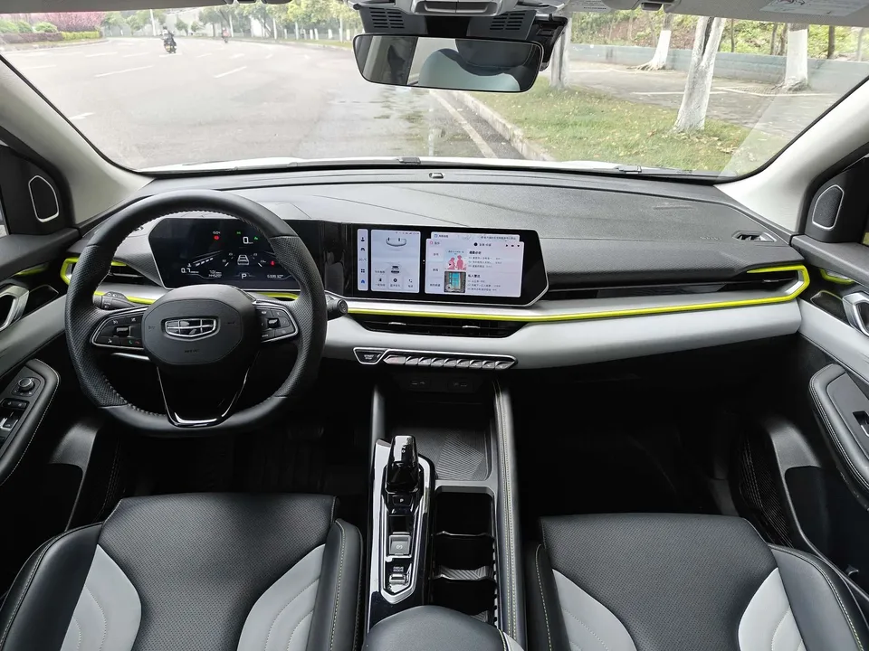 Geely Coolray SX11 Binyue COOL 1.5T DCT Champion Edition 2024 — миниатюра 5