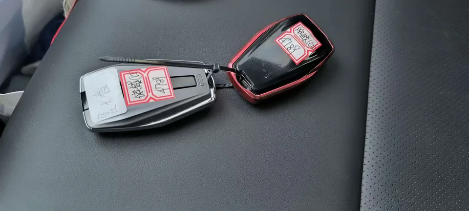 Geely Coolray SX11 Binyue 2021 240T DCT Diamond Edition 2022 — thumbnail 3