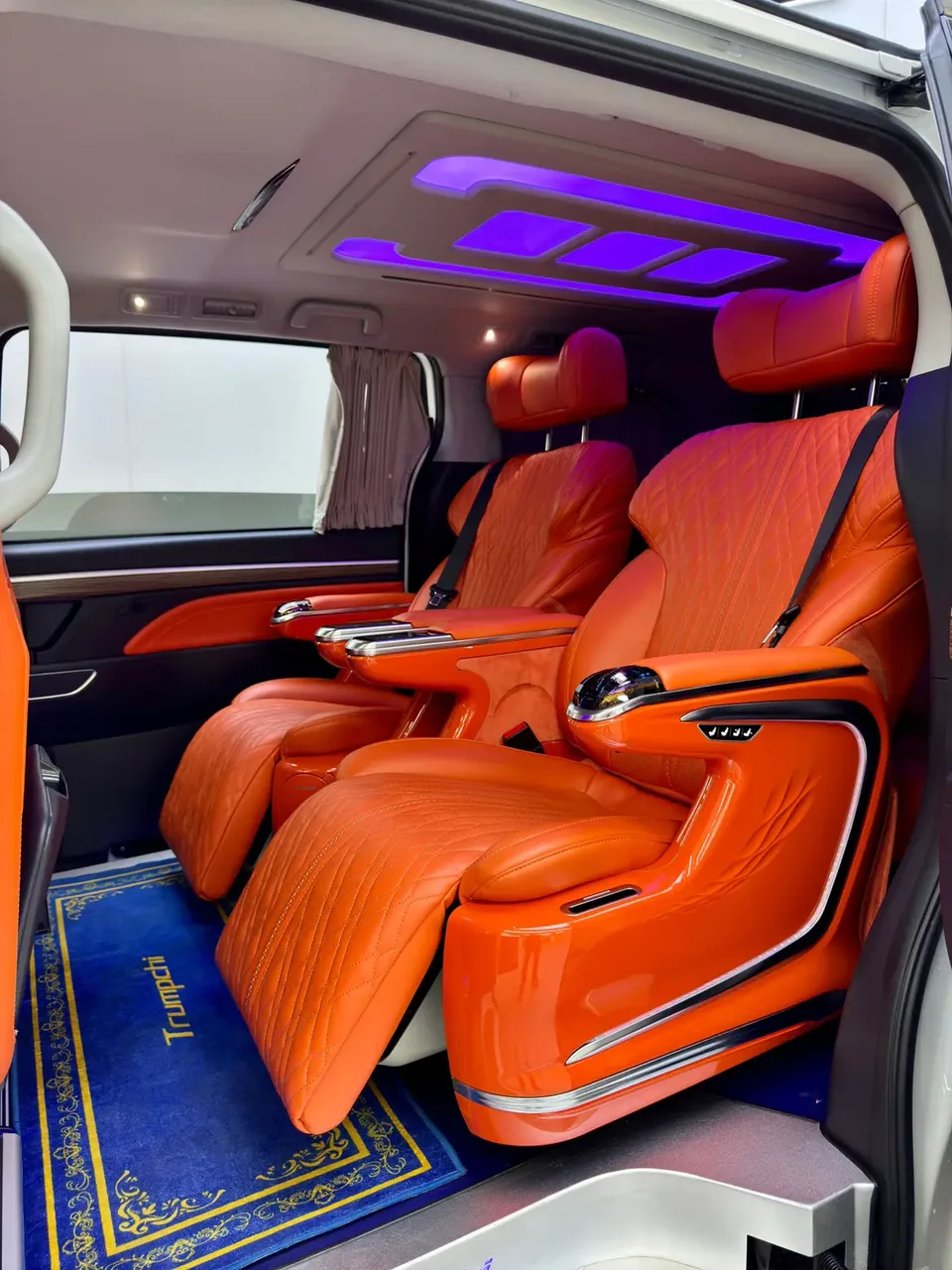 GAC Trumpchi M8 Trumpchi M8 2021 Lingxiu Series 390T Deluxe Edition 2022 — миниатюра 2