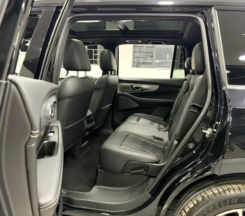 GAC Trumpchi GS8 Trumpchi GS8 2022 Trumpchi GS8 2022 Pilot Series 2.0TGDI 4WD Luxury Smart Edition 7 Seaters 2023 — thumbnail 5