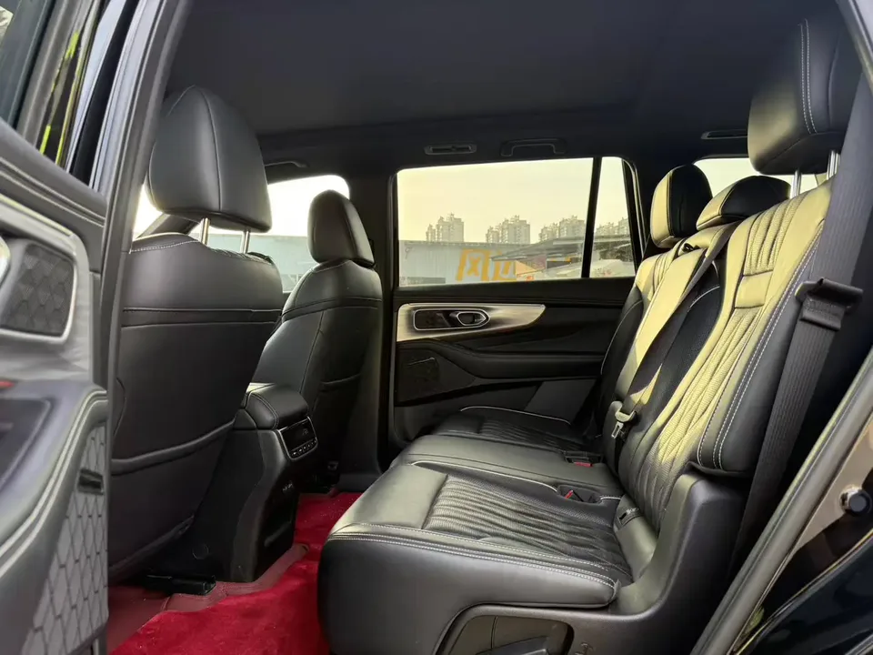 GAC Trumpchi GS8 Trumpchi GS8 2022 Trumpchi GS8 2022 Pilot Series 2.0TGDI 2WD luxury smart connected version 6 seats 2023 — миниатюра 3