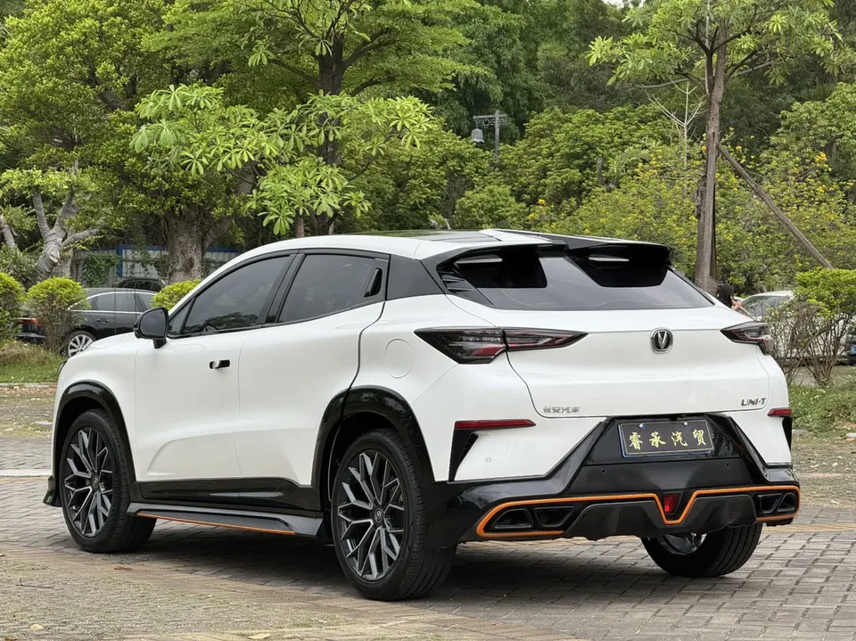 Changan UNI-T Changan UNI-T 2022 1.5T Sports Edition Premium Edition 2022 — миниатюра 2