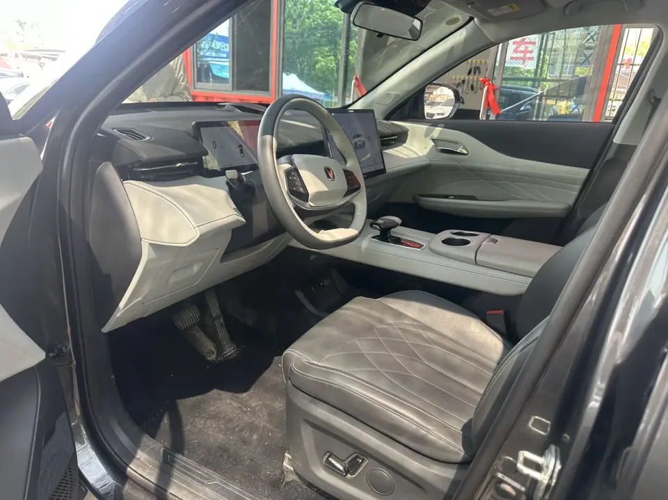 Changan UNI-Z PHEV Blue Whale iDD 125KM Excellence Edition 2025 — миниатюра 3