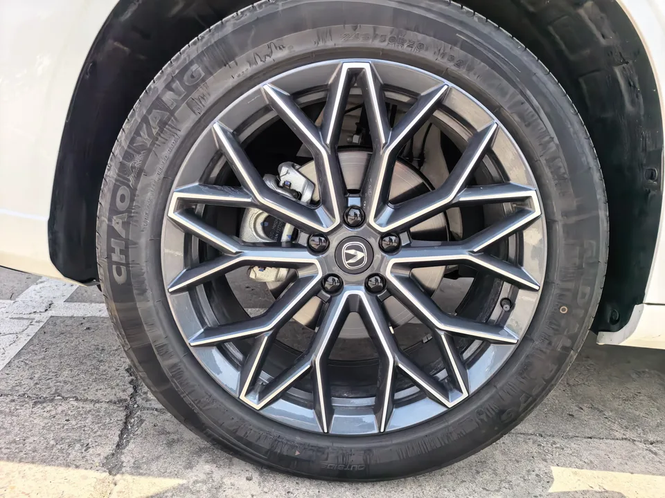 Changan Uni-Z Changan UNI-Z 2025 1.5T DCT Luxury Edition 2024 — миниатюра 3