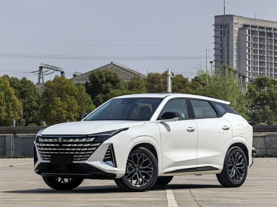 Changan Uni-Z 2024