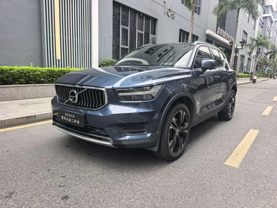 Volvo XC40 2022