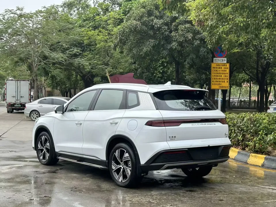 BYD Song Pro DM DM-i Champion Edition 110km Surpassing Edition 2023 — миниатюра 2