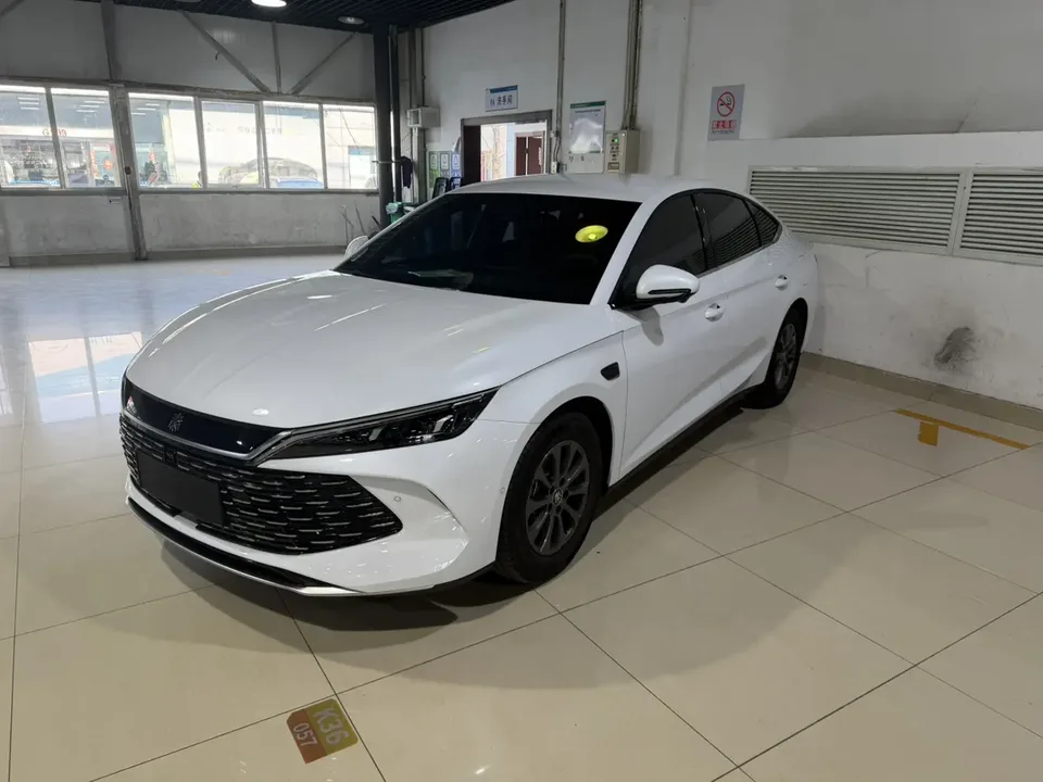 BYD Qin L DM 2025