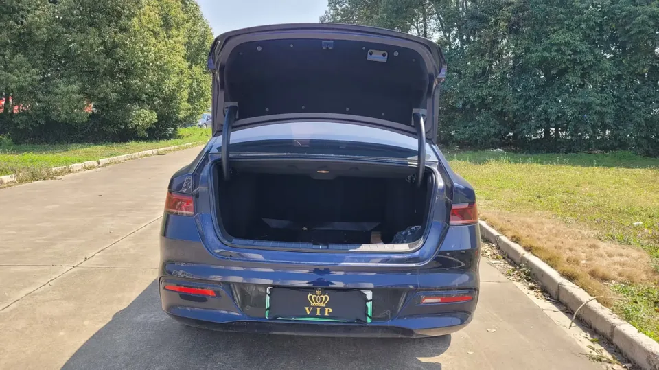 BYD Qin PLUS EV Champion Edition 420KM Beyond Edition 2023 — миниатюра 5