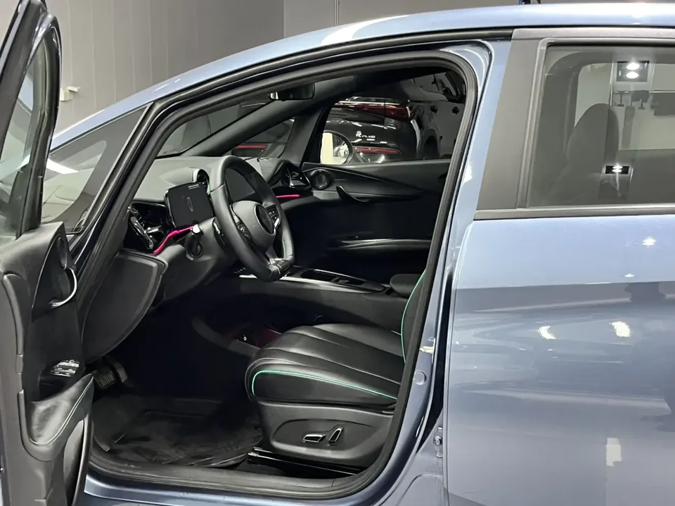 BYD Dolphin Smart Driving Edition 410KM Fashion Edition 2025 — миниатюра 4
