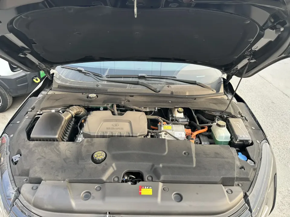 Wuling Starlight PHEV 150km Smart Pilot 2025 — миниатюра 2