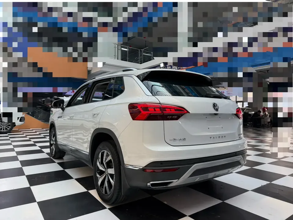 Volkswagen Tayron Tanyue 2022 280TSI 2WD Luxury Smart Edition 2022 — миниатюра 2