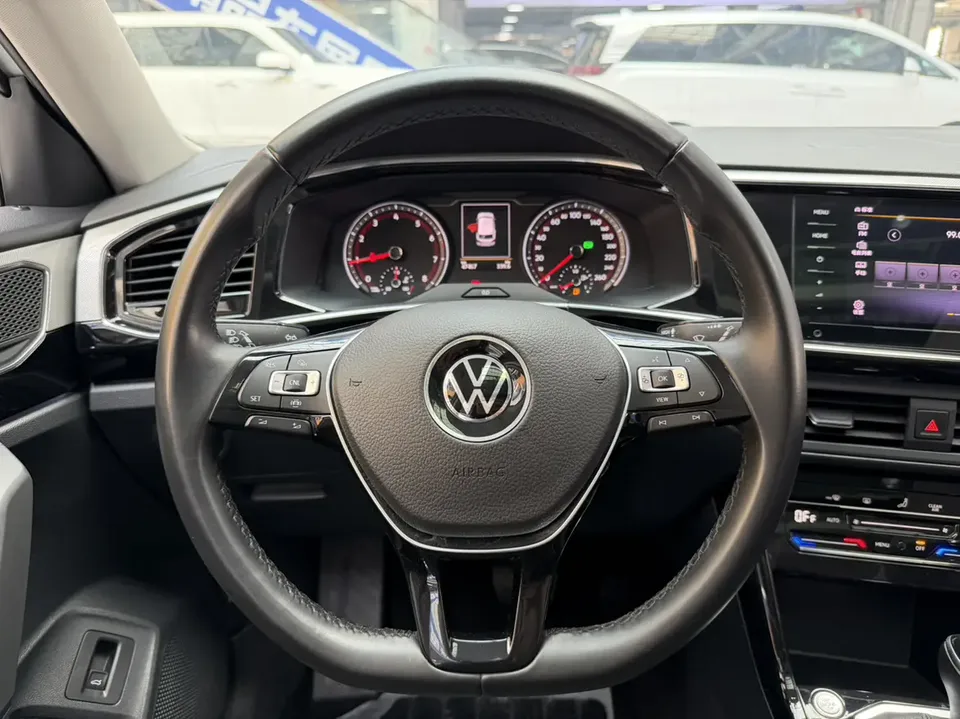 Volkswagen Tayron Tanyue 2022 280TSI 2WD Luxury Smart Edition 2022 — миниатюра 4
