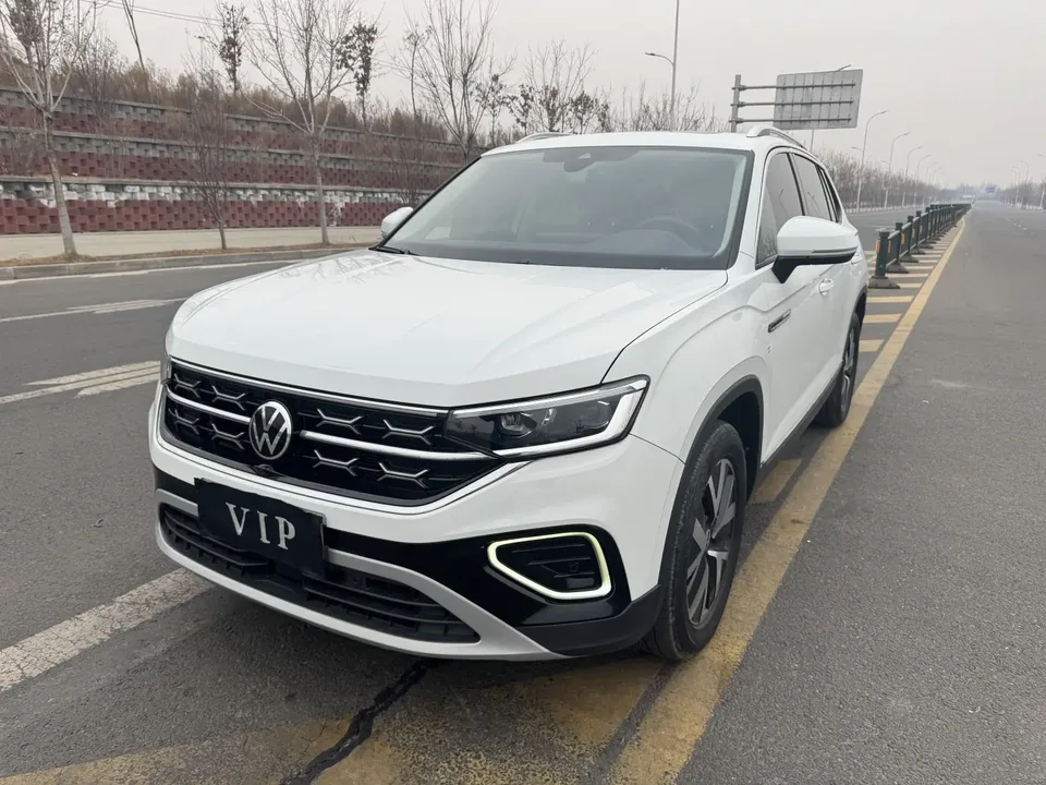 Volkswagen Tayron Tanyue 2023 280TSI 2WD Luxury Plus Advanced Edition 2023 — фото 1, купить с доставкой в Москву