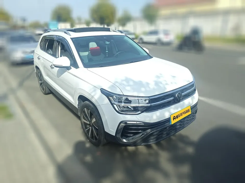 Volkswagen Tharu 300TSI 2WD Bright Moon Edition 2024 — миниатюра 3