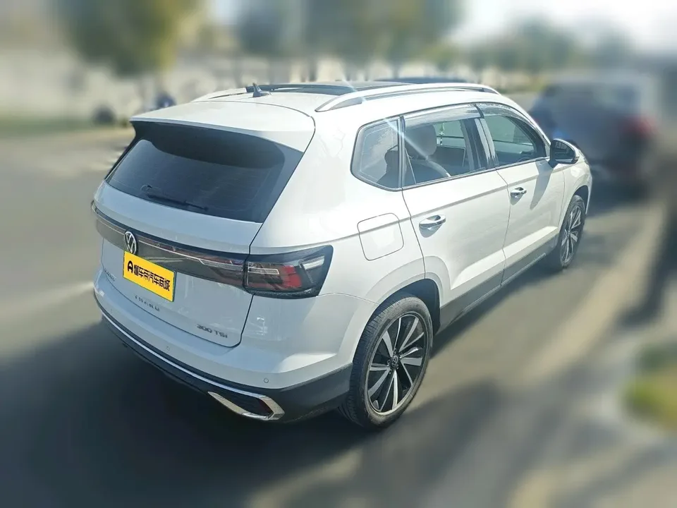 Volkswagen Tharu 300TSI 2WD Bright Moon Edition 2024 — миниатюра 4