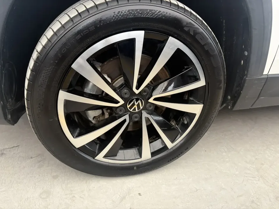 Volkswagen Tharu 280TSI 2WD Luxury Edition 2022 — миниатюра 2