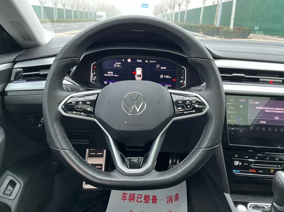 Volkswagen Arteon 380TSI eye-catching model 2024 — миниатюра 4
