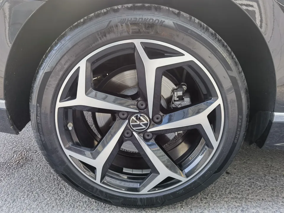 Volkswagen Magotan Magotan 2024 2 million units public enjoyment model 330TSI DSG luxury model 2024 — thumbnail 5