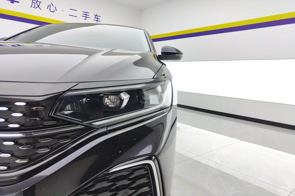 Volkswagen Passat Passat 2022 330TSI Star Elite Edition 2022 — миниатюра 2
