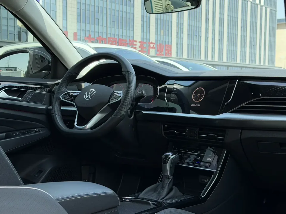 Volkswagen Passat Passat 2024 380TSI Starry Sky Deluxe Edition 2024 — миниатюра 4