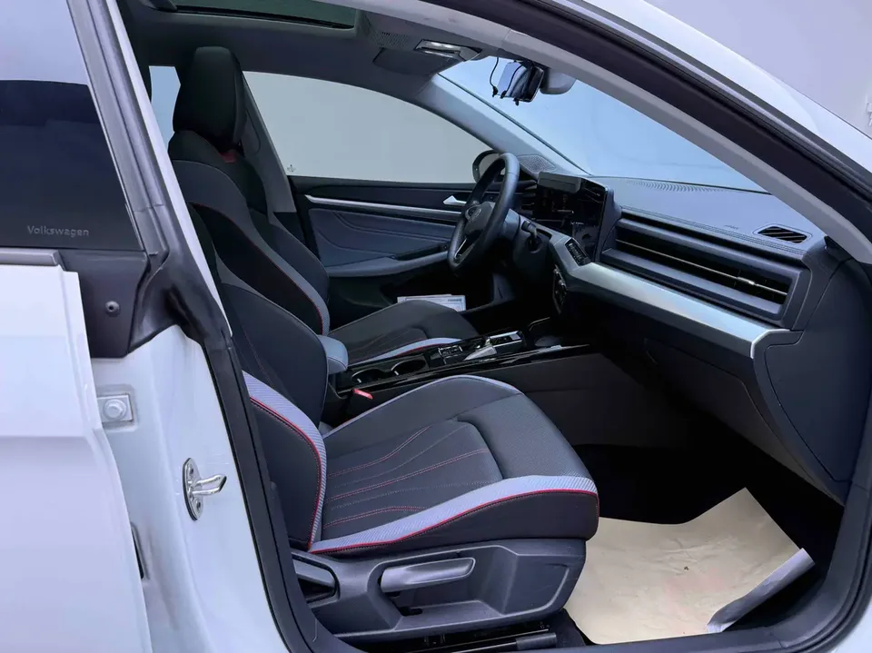 Volkswagen Lamando Lingdu Lingdu L 280TSI DSG Hot Edition 2023 — миниатюра 3