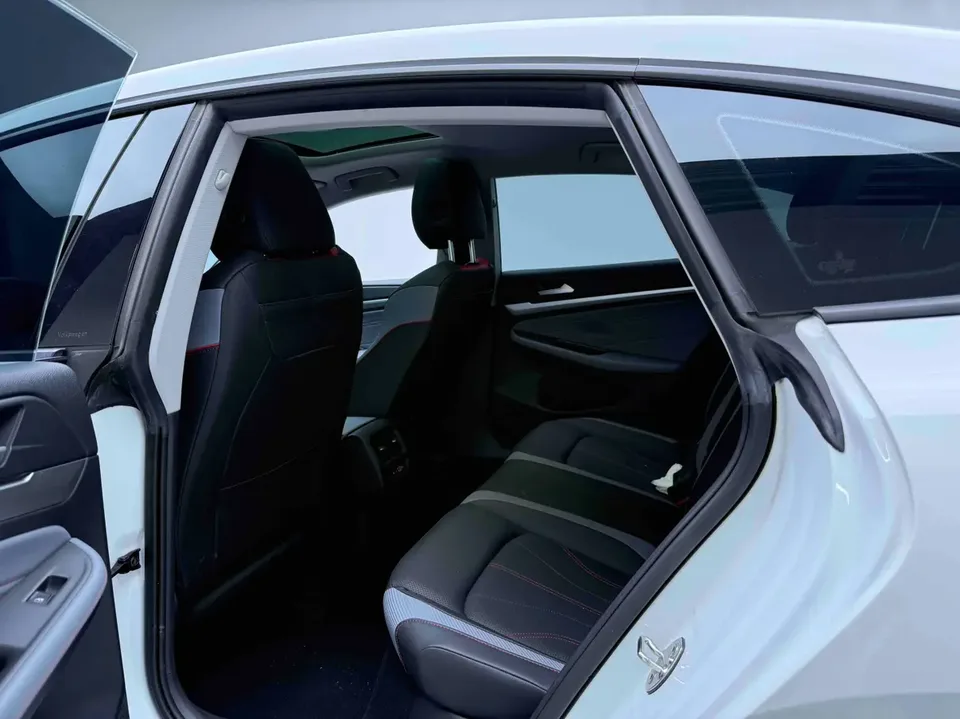 Volkswagen Lamando Lingdu Lingdu L 280TSI DSG Hot Edition 2023 — миниатюра 5